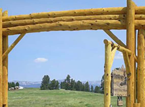 Custom Log Gates And Entries Builder Island Park And West Yellowstone 1